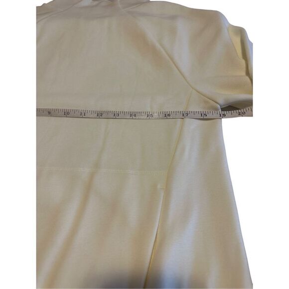 Fabletics Small Funnel Neck sweater- Warm white - Picture 13 of 16